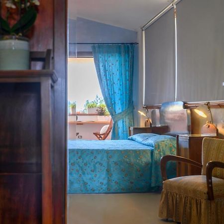 Hotel Ristorante Cavaliere 차리오 외부 사진