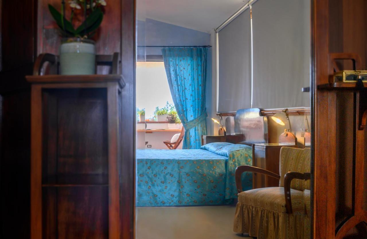Hotel Ristorante Cavaliere 차리오 외부 사진