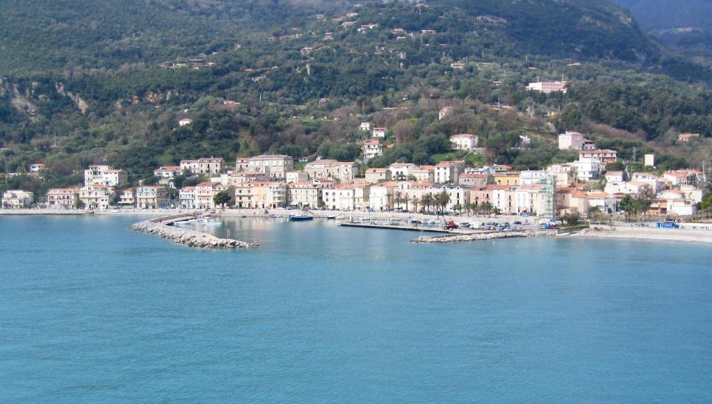 Hotel Ristorante Cavaliere 차리오 외부 사진